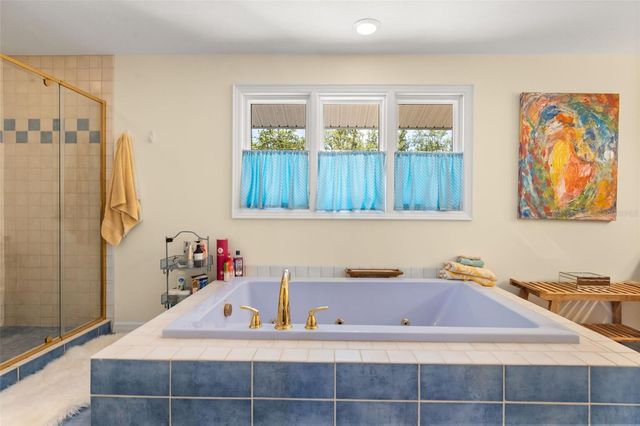6118 RIVERVIEW BOULEVARD, Bradenton, FL 34209