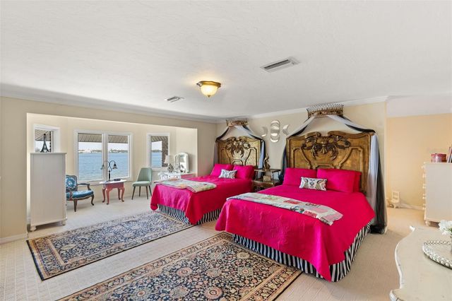 6118 RIVERVIEW BOULEVARD, Bradenton, FL 34209