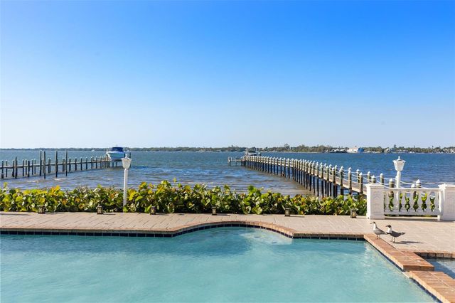 6118 RIVERVIEW BOULEVARD, Bradenton, FL 34209