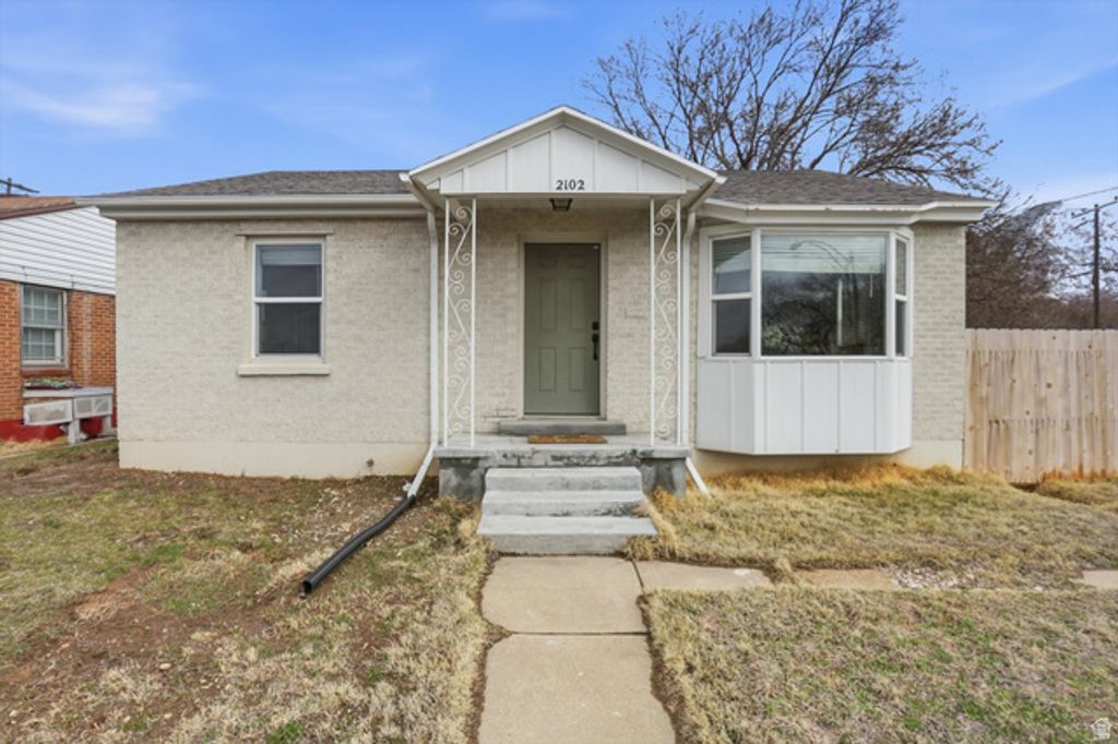 Image 2 of property listing at 2102 S HARRISON BLVD, Ogden, UT 84401