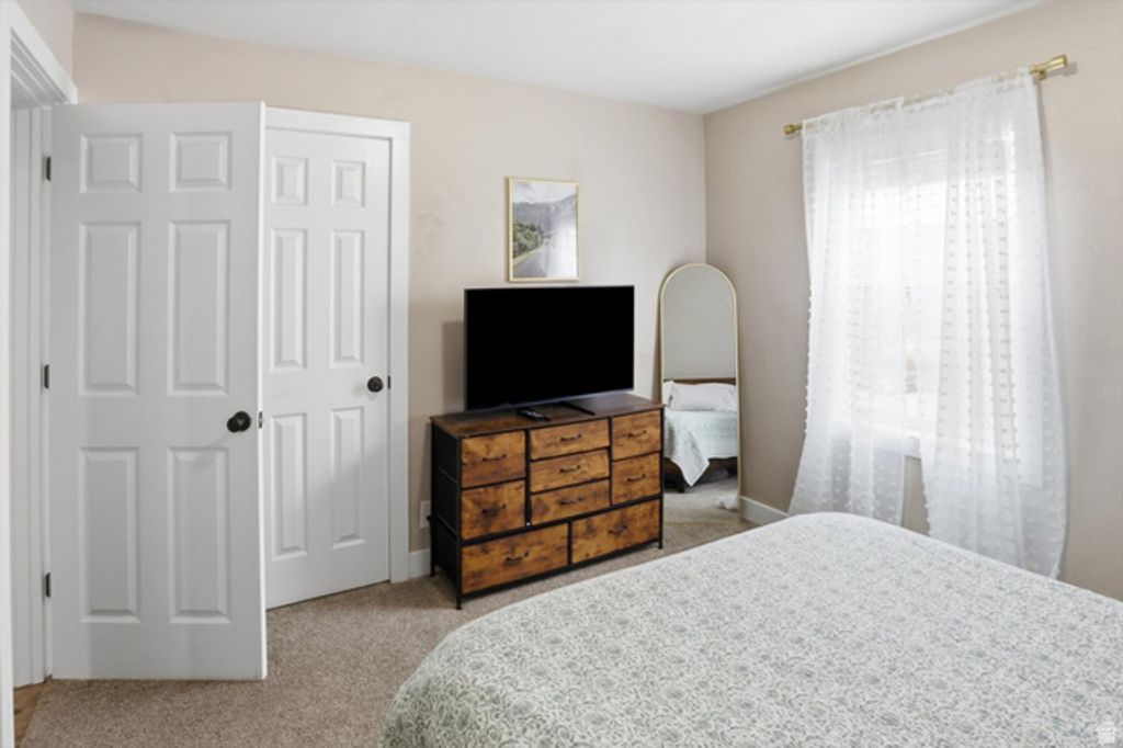 Image 19 of property listing at 2102 S HARRISON BLVD, Ogden, UT 84401