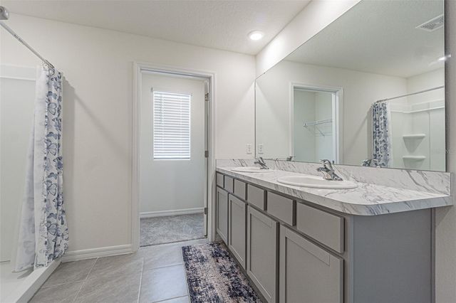 9213 MISSION BAY PL, Temple Terrace, FL 33637