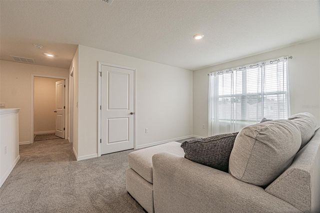 9213 MISSION BAY PL, Temple Terrace, FL 33637