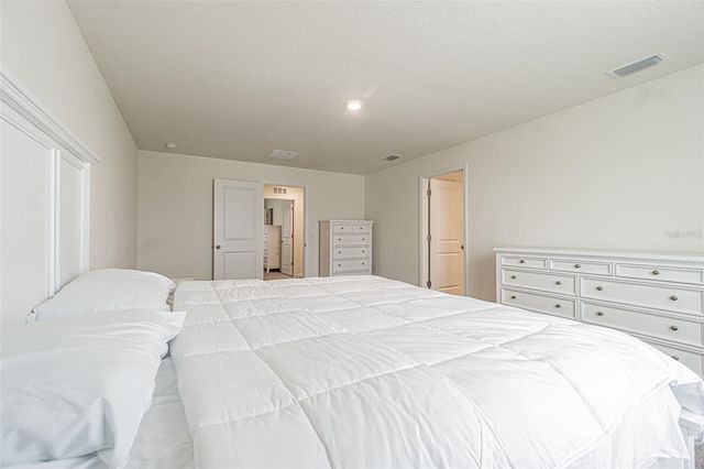 9213 MISSION BAY PL, Temple Terrace, FL 33637