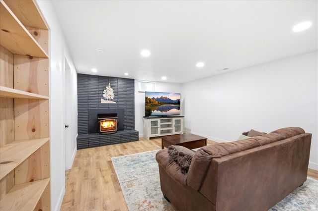 2093 E 6600 S, Uintah, UT 84405