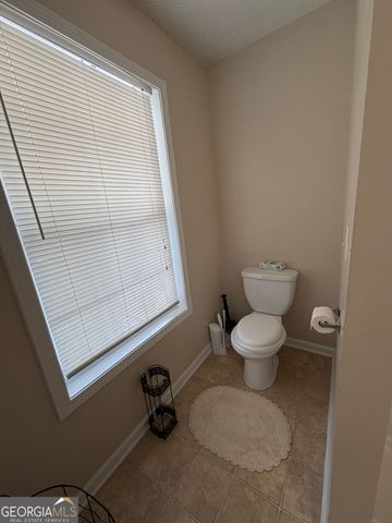 667 Lakes Circle, Lithonia, GA 30058
