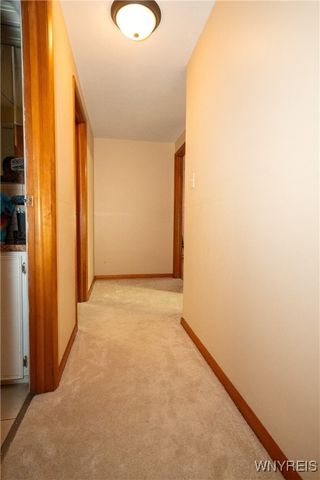 75 Fairoaks Lane, Cheektowaga, NY 14227