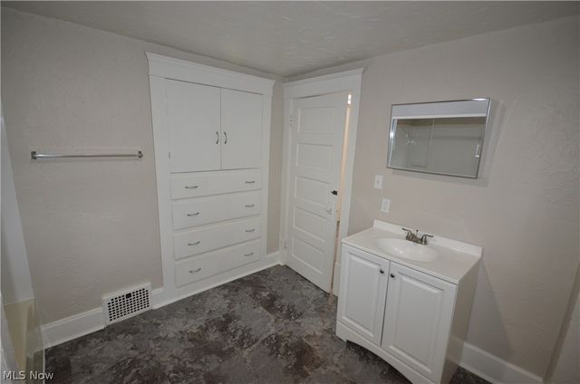 448 Bruner Street, Akron, OH 44306
