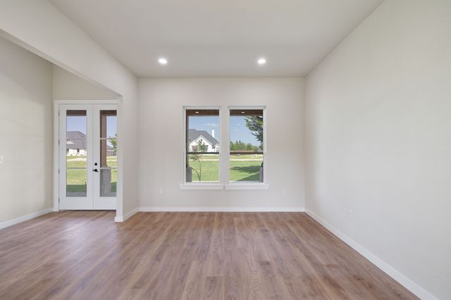 3061 Stonebriar Drive, Waxahachie, TX 75165