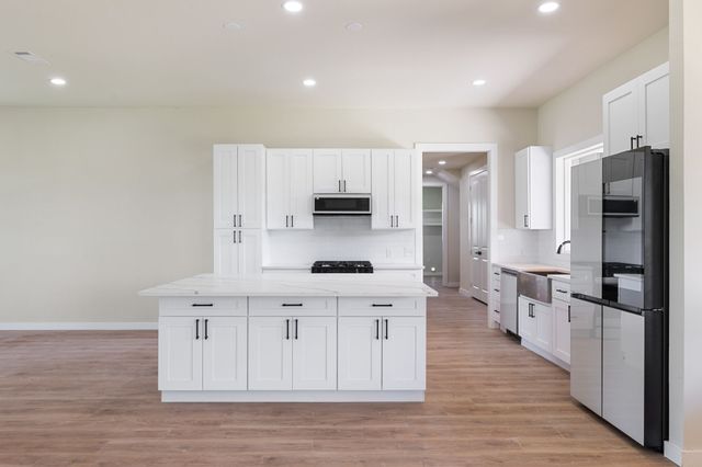 3061 Stonebriar Drive, Waxahachie, TX 75165