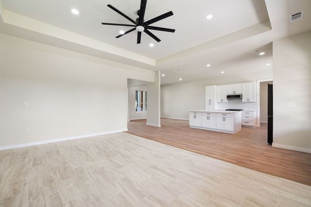 3061 Stonebriar Drive, Waxahachie, TX 75165