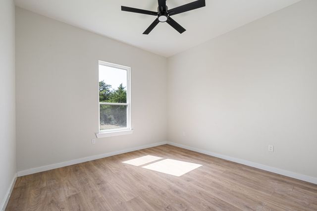 3061 Stonebriar Drive, Waxahachie, TX 75165