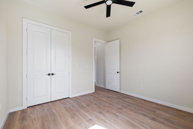3061 Stonebriar Drive, Waxahachie, TX 75165
