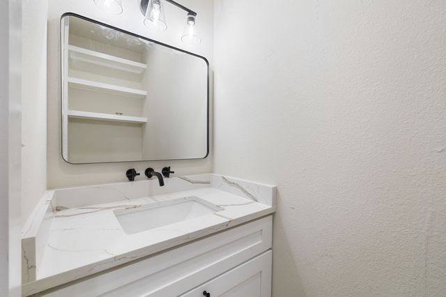 3061 Stonebriar Drive, Waxahachie, TX 75165
