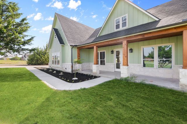 3061 Stonebriar Drive, Waxahachie, TX 75165