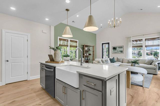 7312 Longtown Drive, Hanahan, SC 29410
