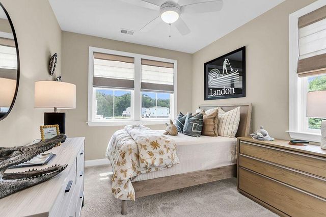 7312 Longtown Drive, Hanahan, SC 29410