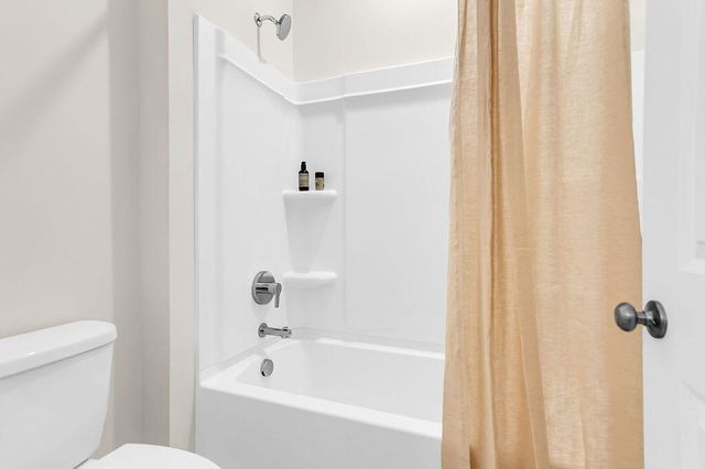 7312 Longtown Drive, Hanahan, SC 29410