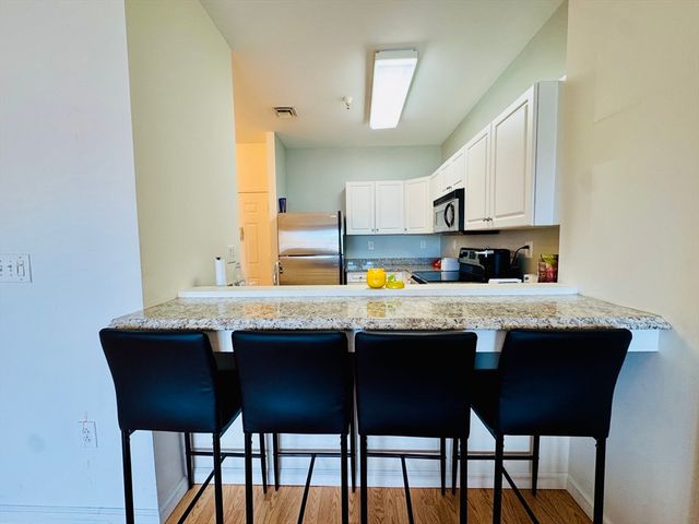 1 Cityview Lane 102, Quincy, MA 02169