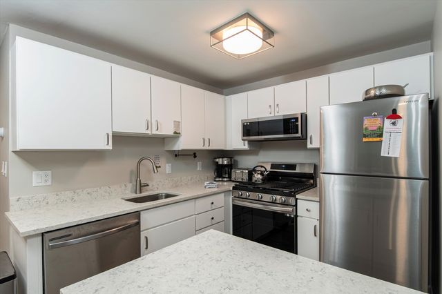 32 Route 103 South F1, Ludlow, VT 05149