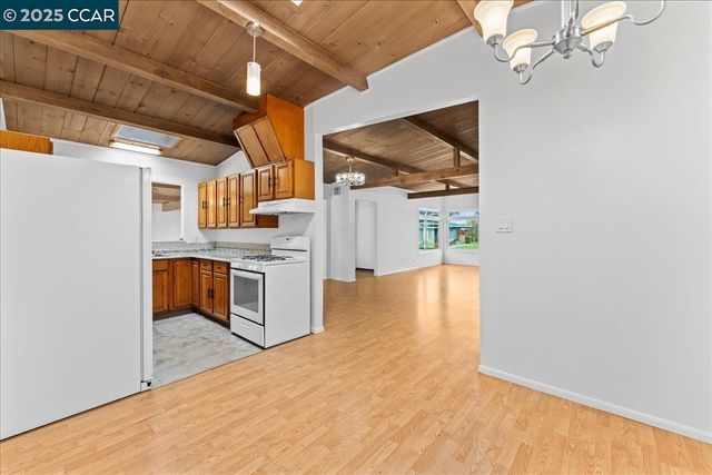 1655 Marlesta Rd, Pinole, CA 94564