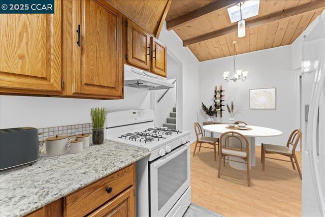 1655 Marlesta Rd, Pinole, CA 94564