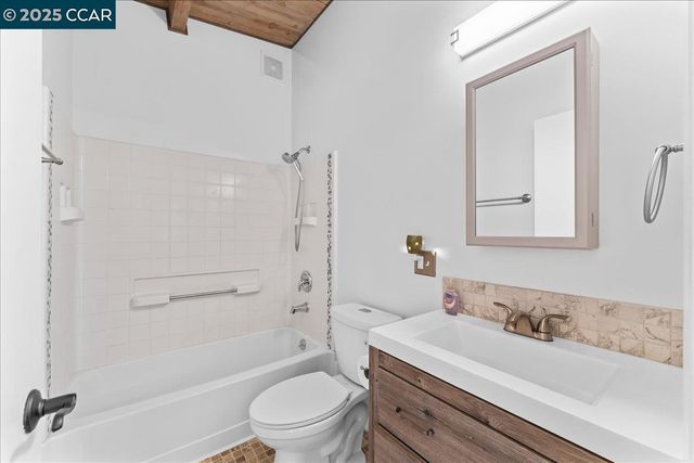 1655 Marlesta Rd, Pinole, CA 94564