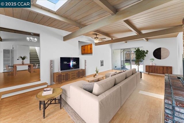 1655 Marlesta Rd, Pinole, CA 94564