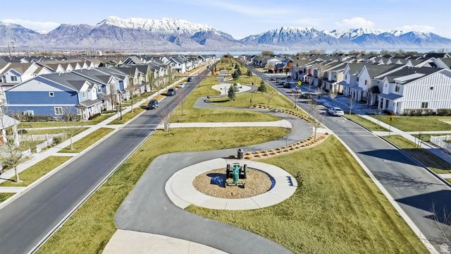 109 E JUBILEE DR, Saratoga Springs, UT 84045