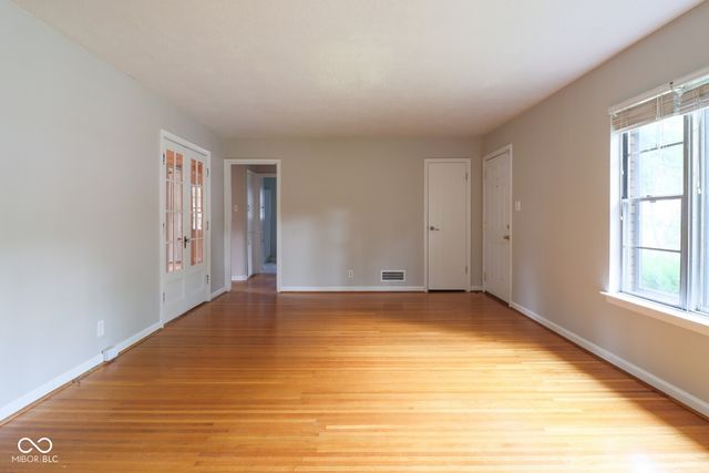 5608 Indianola Avenue, Indianapolis, IN 46220