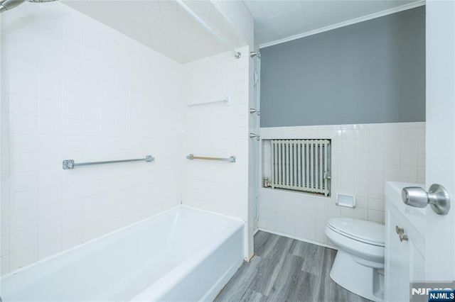 1165 Ringwood Avenue, Ridgewood, NJ 07450
