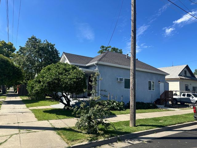 643 N Pilgrim St, Stockton, CA 95205