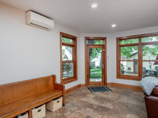 1286 Fairmount Avenue, Saint Paul, MN 55105