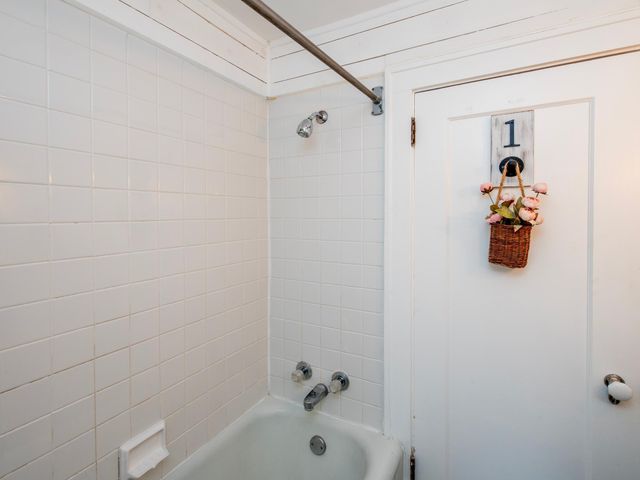 1286 Fairmount Avenue, Saint Paul, MN 55105