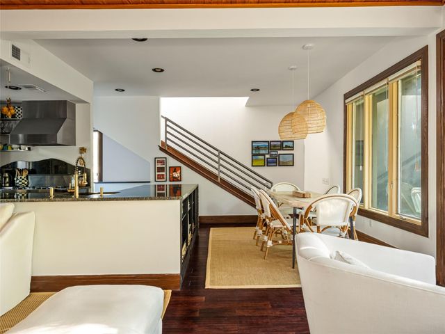 1111 W 12th ST 107, Austin, TX 78703