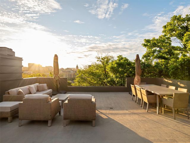 1111 W 12th ST 107, Austin, TX 78703
