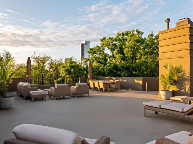 1111 W 12th ST 107, Austin, TX 78703