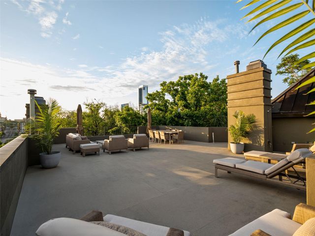 1111 W 12th ST 107, Austin, TX 78703