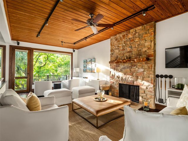 1111 W 12th ST 107, Austin, TX 78703