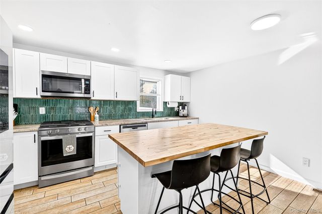 2750 Route 6, Slate Hill, NY 10973