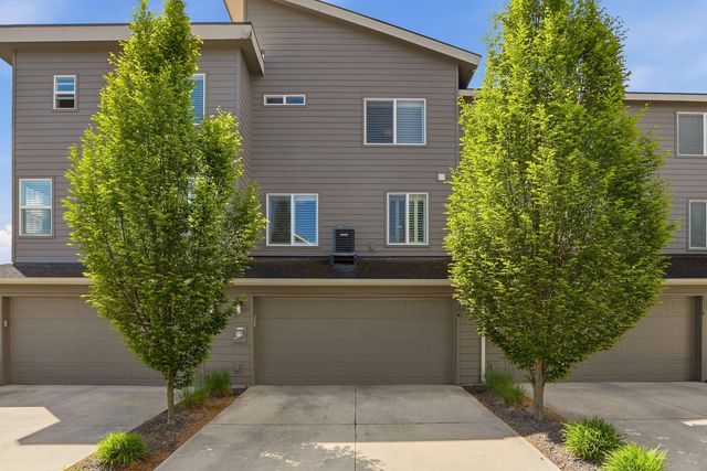 2304 W Summit Pkwy, Spokane, WA 99201