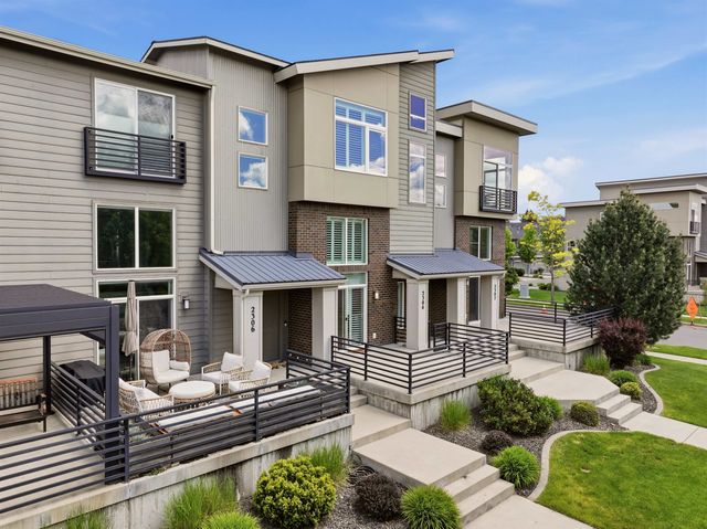 2304 W Summit Pkwy, Spokane, WA 99201