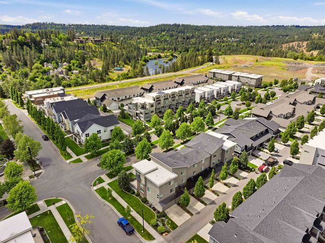 2304 W Summit Pkwy, Spokane, WA 99201