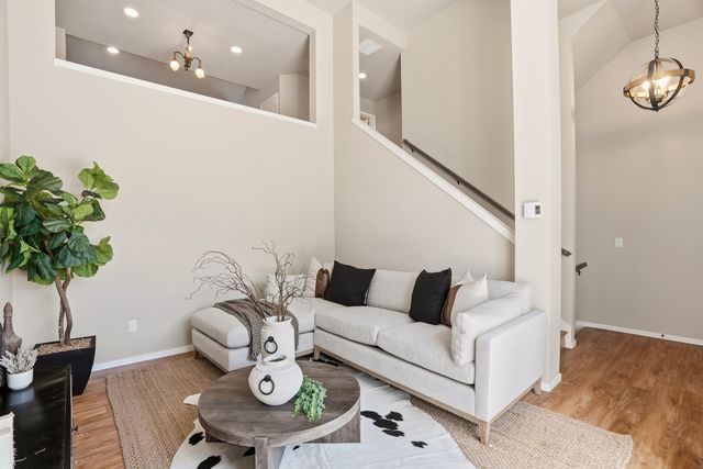 2304 W Summit Pkwy, Spokane, WA 99201