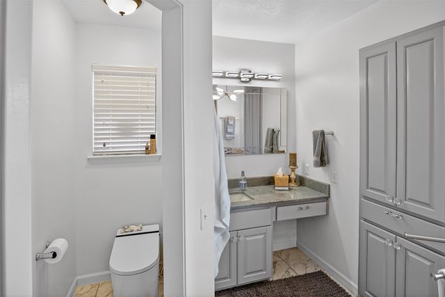 4120 Holbrook Drive, Paris, TX 75462