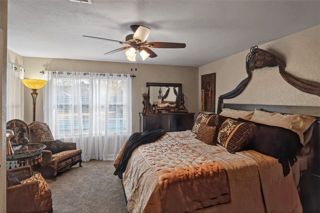 4120 Holbrook Drive, Paris, TX 75462