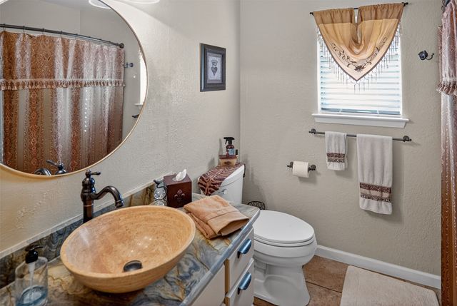 4120 Holbrook Drive, Paris, TX 75462