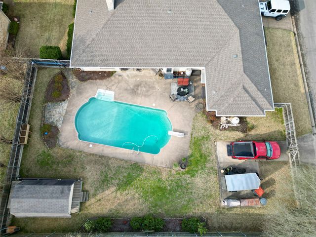 4120 Holbrook Drive, Paris, TX 75462