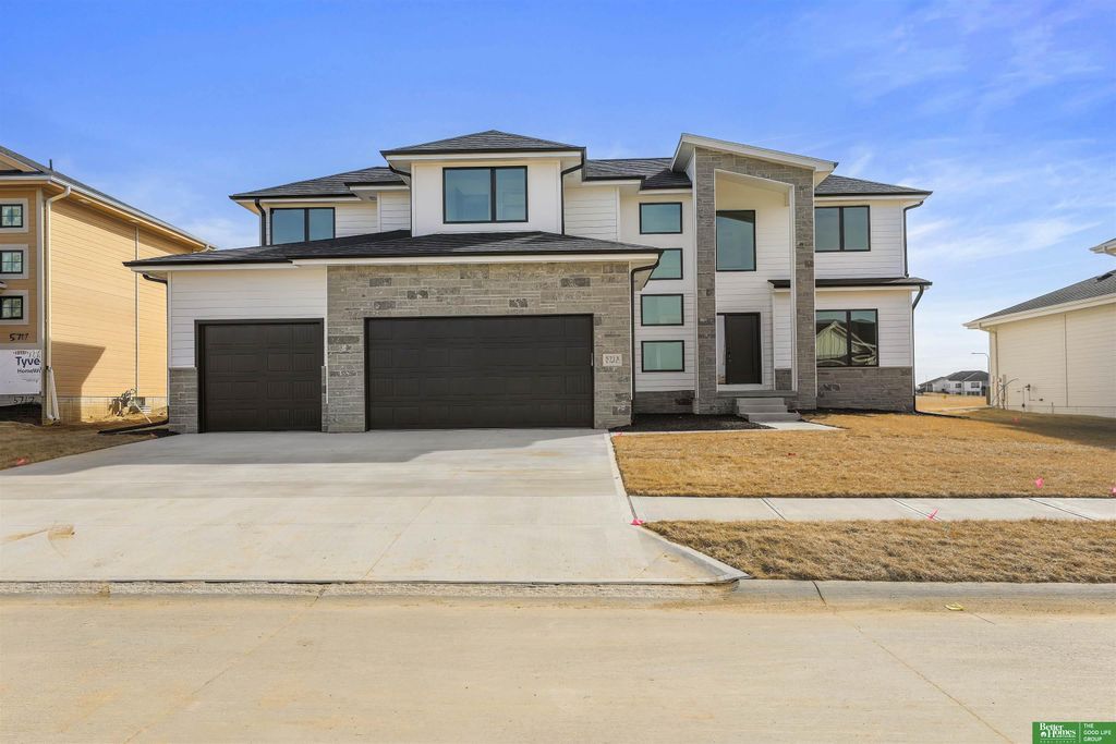 5712 N 195th Street, Elkhorn, NE 68022