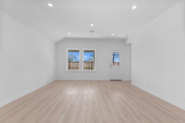 1515 Splashing Wave, Iowa Colony, TX 77583